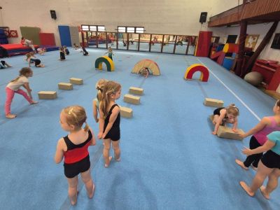 Máte doma šikovnou holčičku? Přihlaste ji k nám do oddílu sportovní gymnastiky!