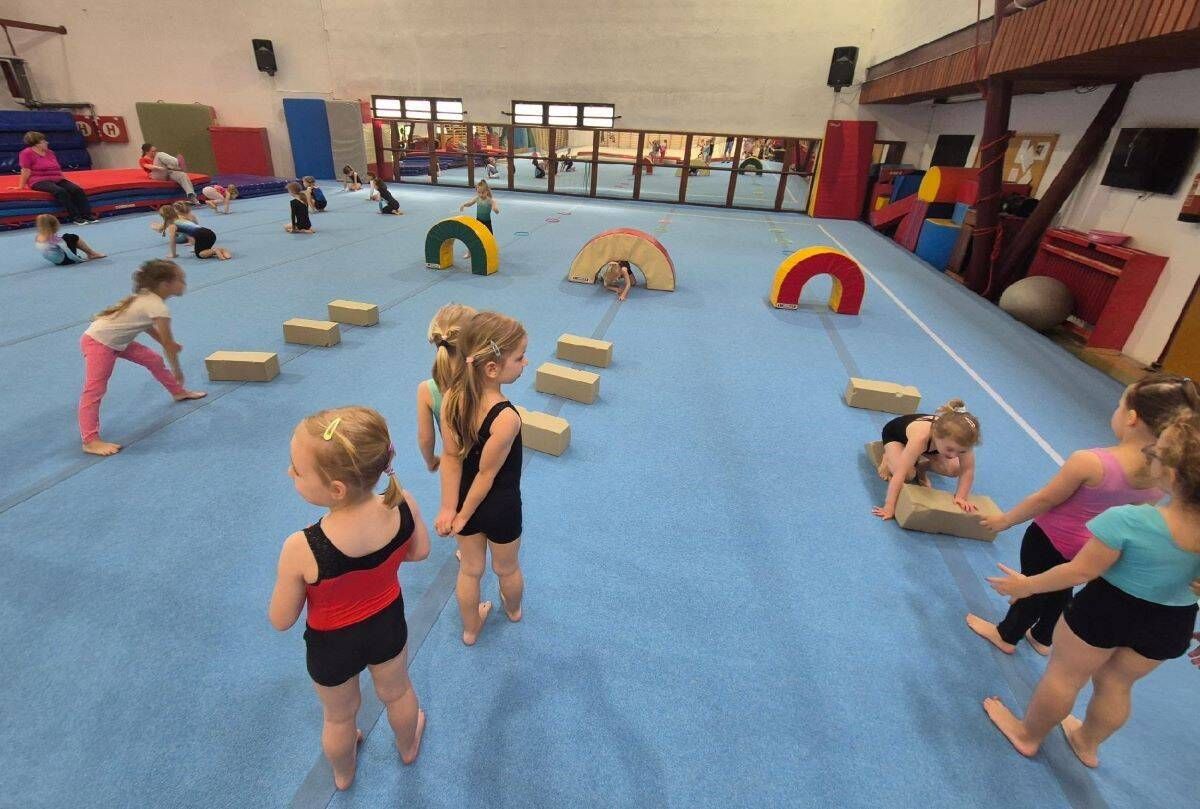 Máte doma šikovnou holčičku? Přihlaste ji k nám do oddílu sportovní gymnastiky!